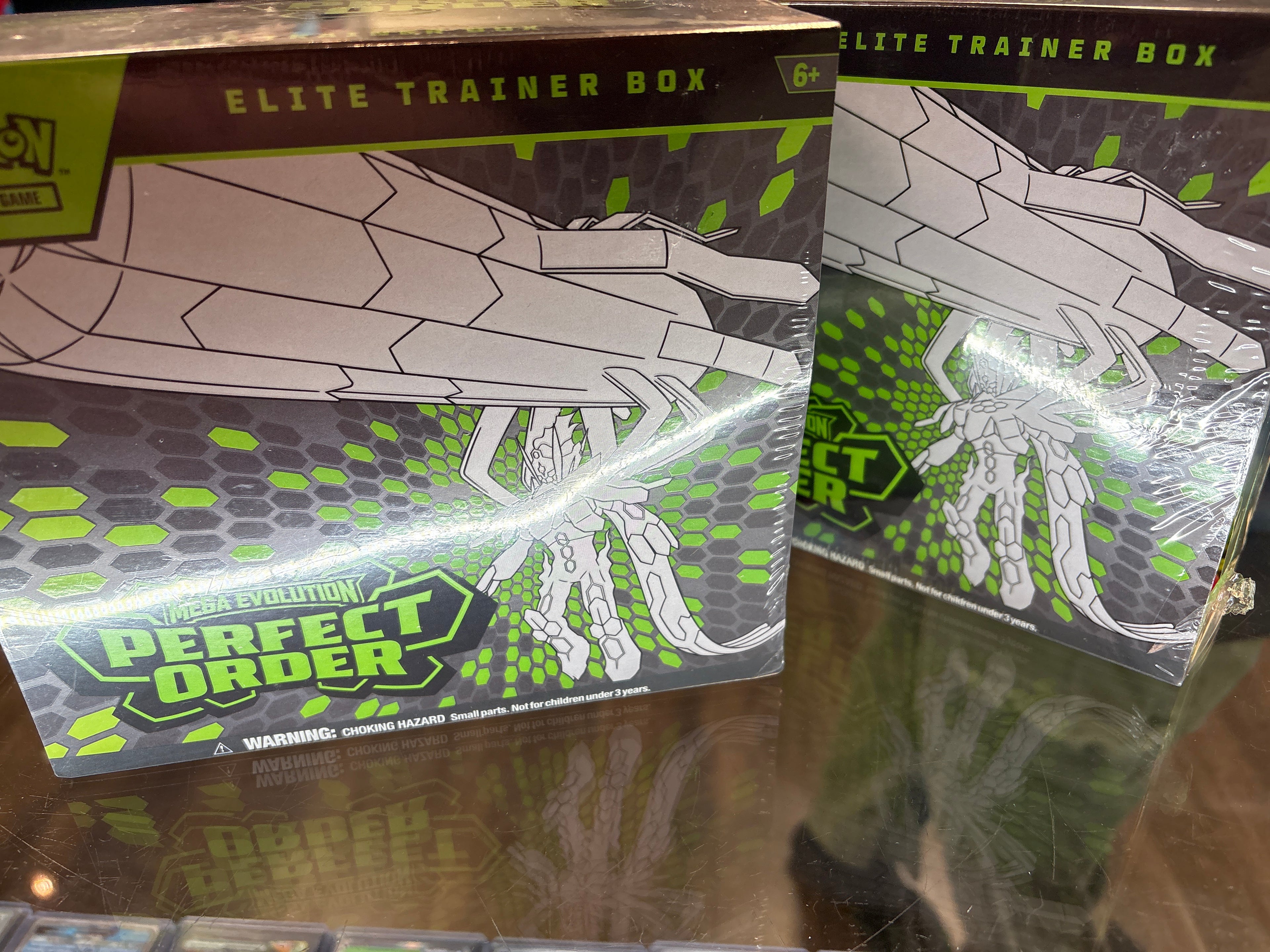 Pokemon: Perfect Order Elite trainer Box
