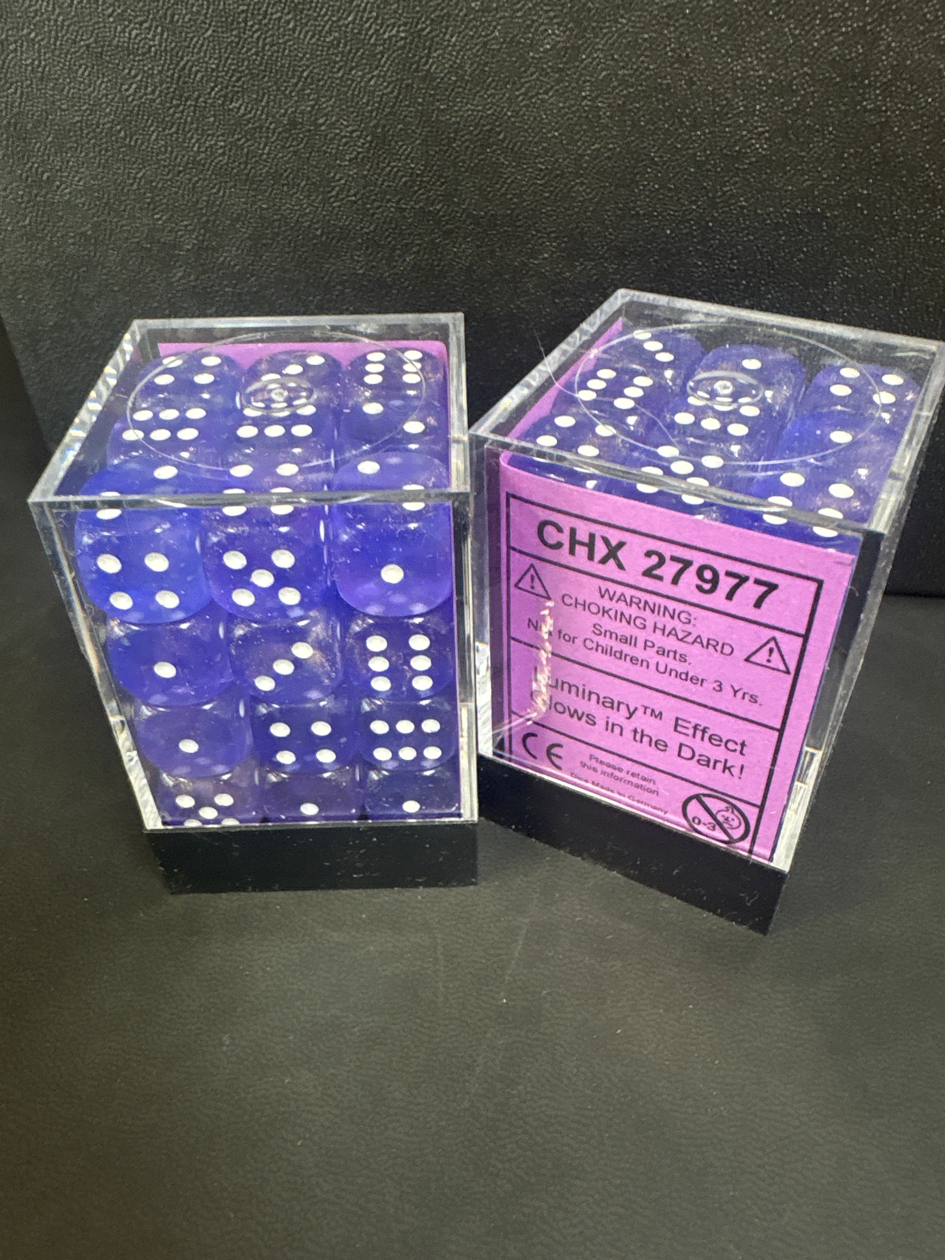 Dice Set: Chessex 36 mini dice luminary effect purple white -CHX 27977