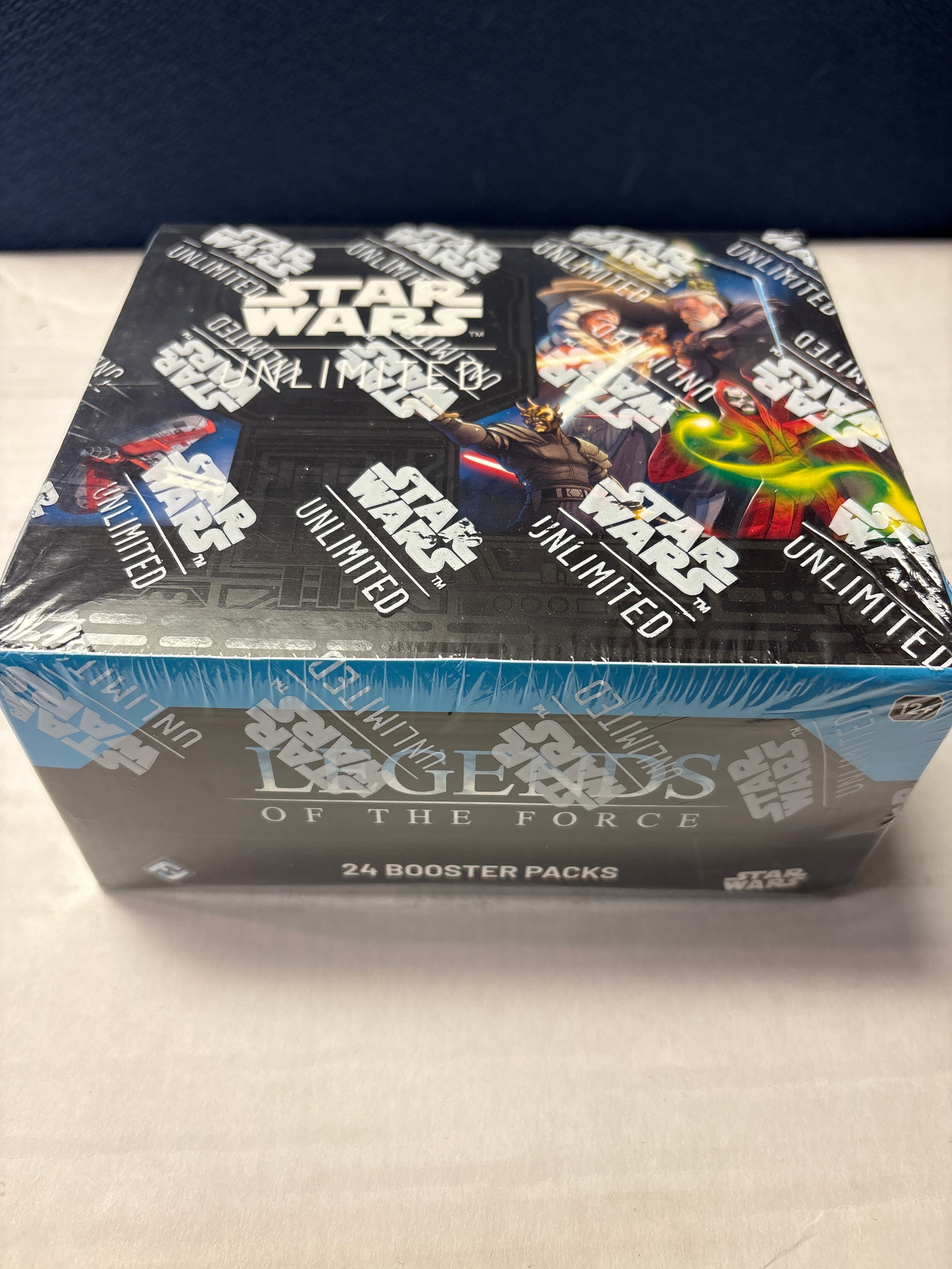 Star Wars: Unlimited TCG Legends of the Force Booster Display