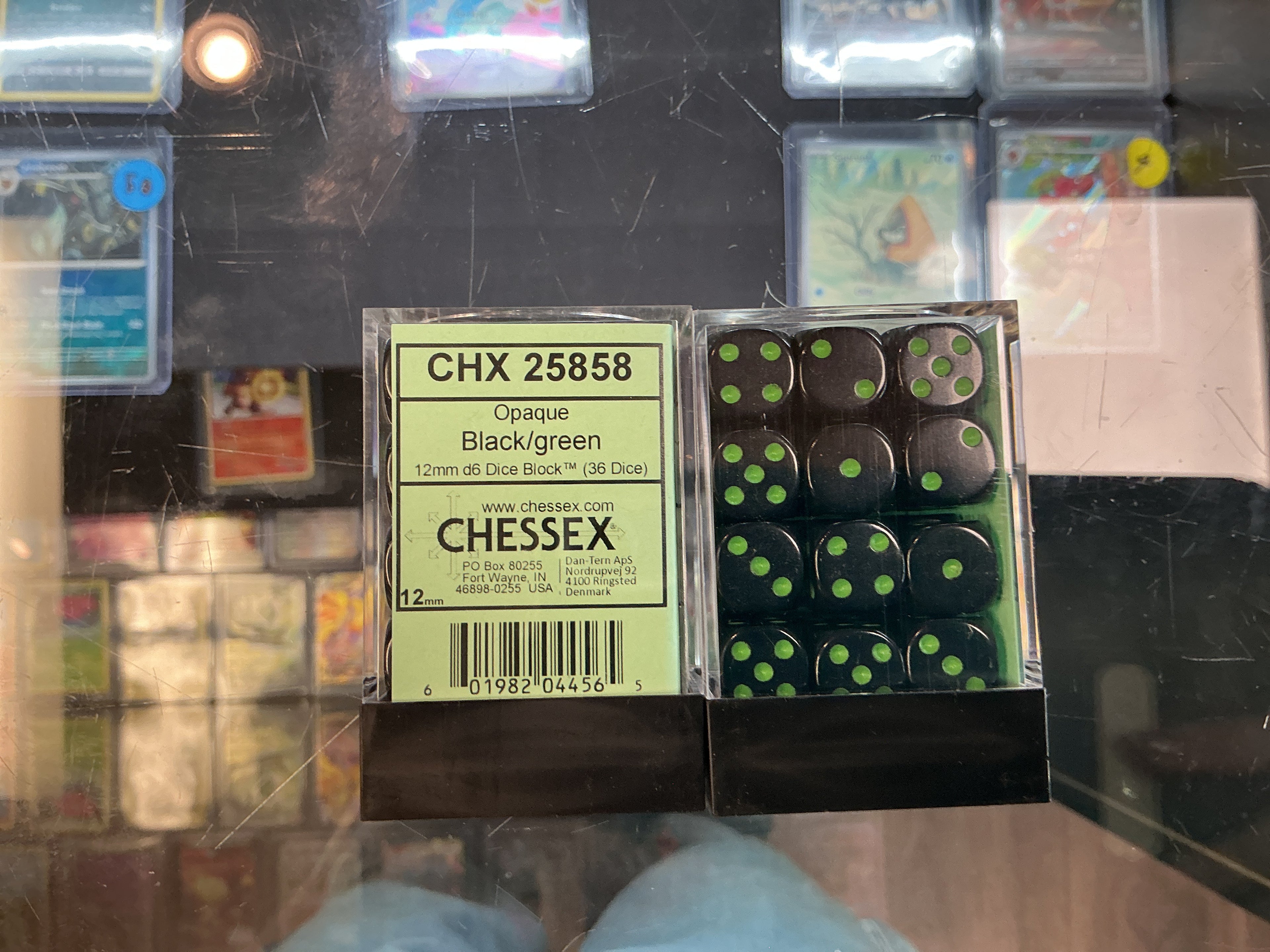 Chessex CHX 25858 opaque black/green