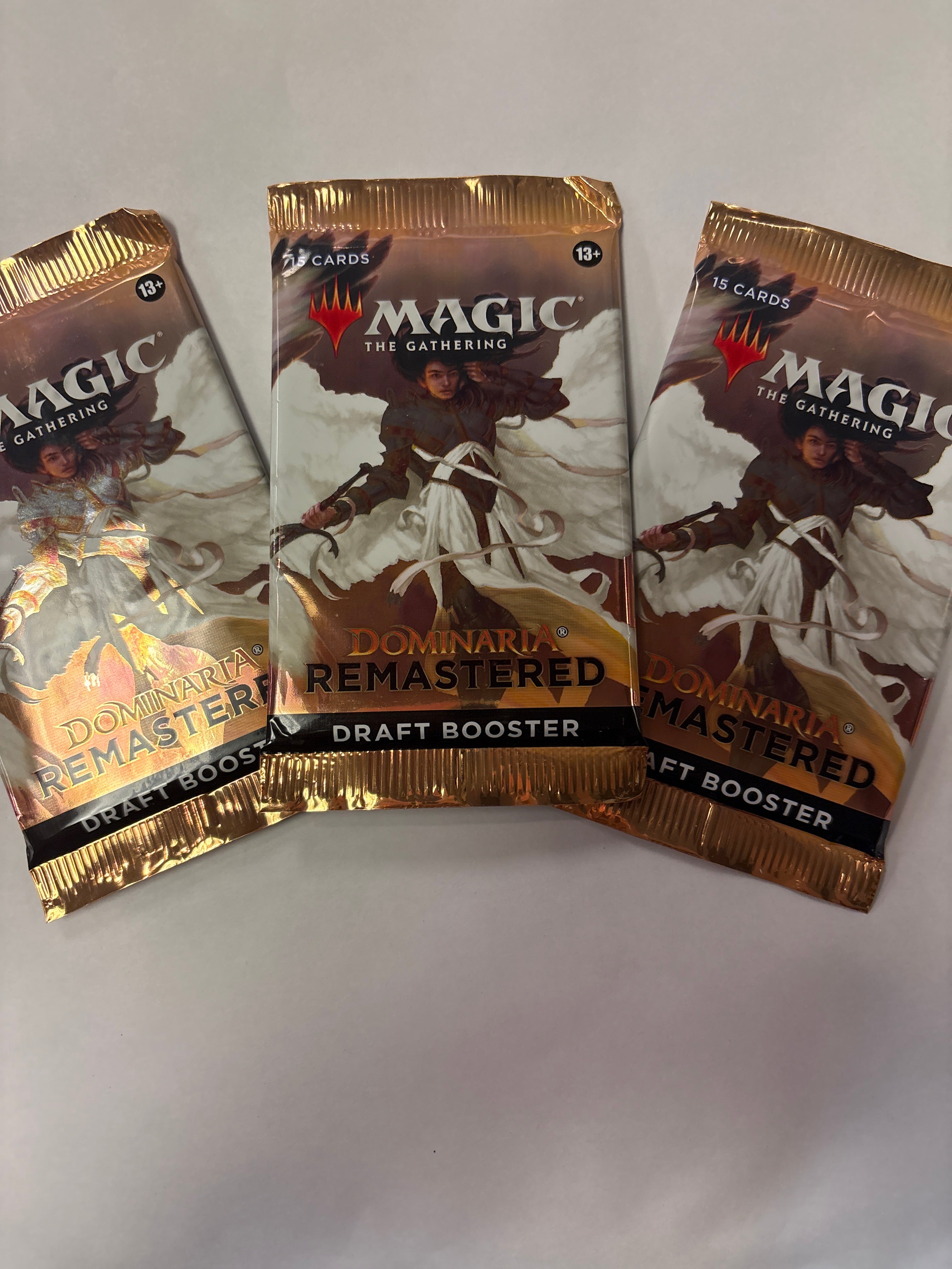 [Consignment] Magic the Gathering Dominaria remastered draft booster pack