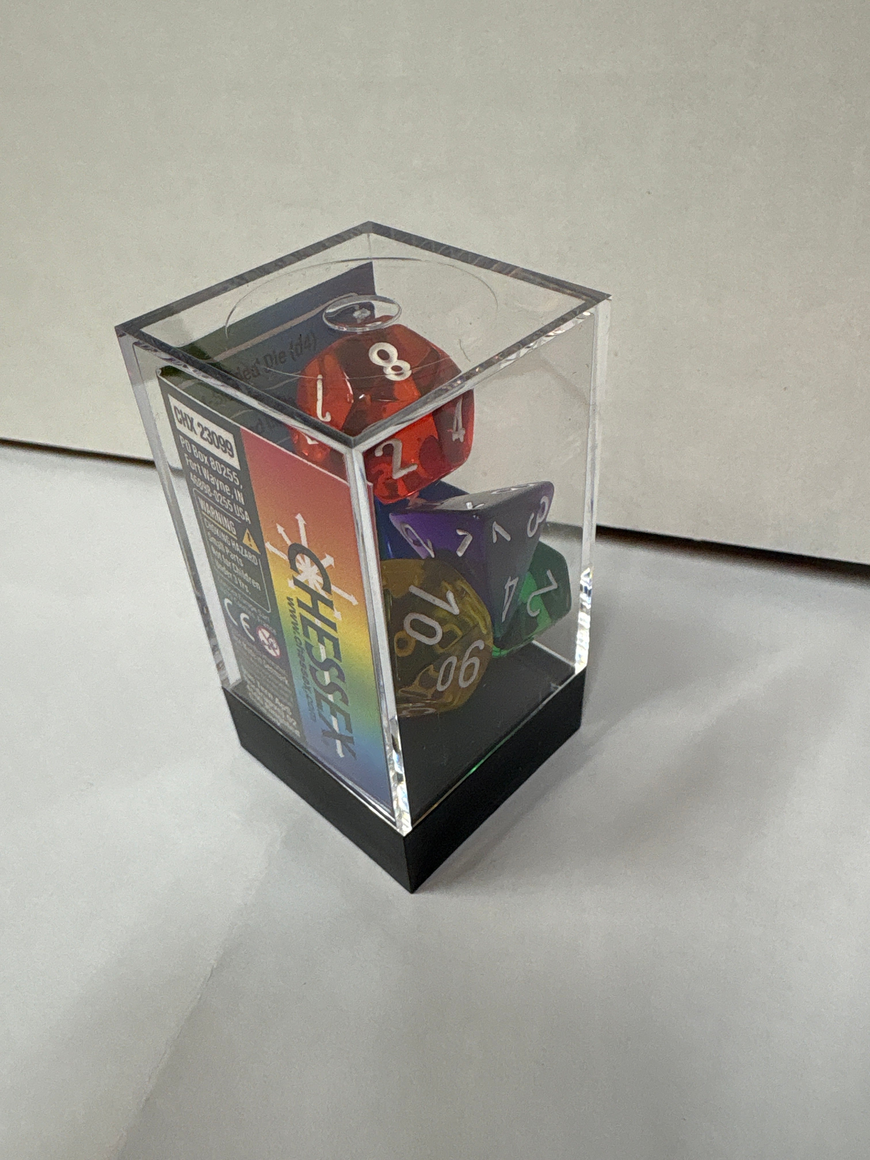 Dice Set: Chessex 23099- prism translucent