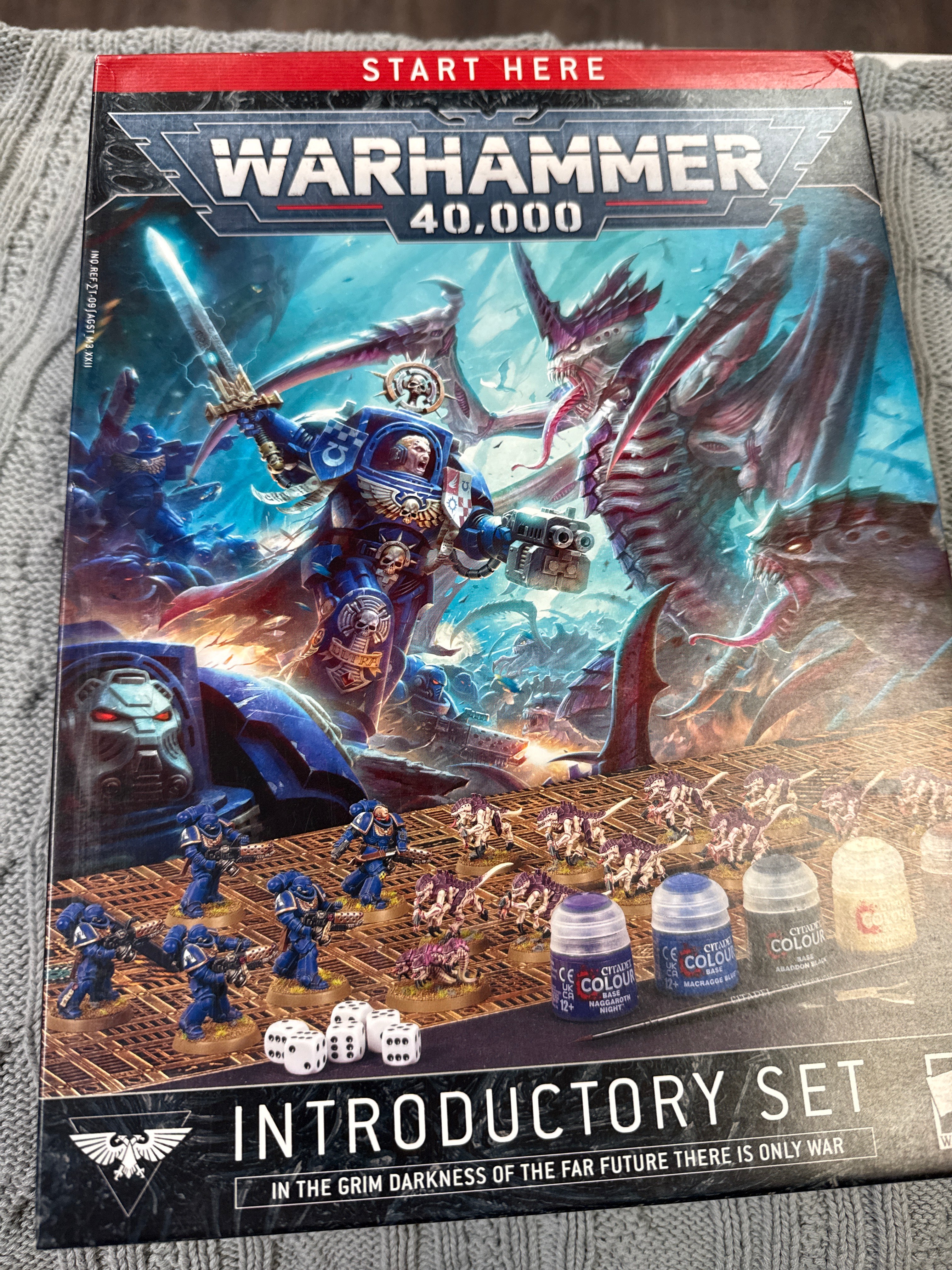 Warhammer 40K Introductory Set [In The Grim Darkness of the Far Future There is Only War]