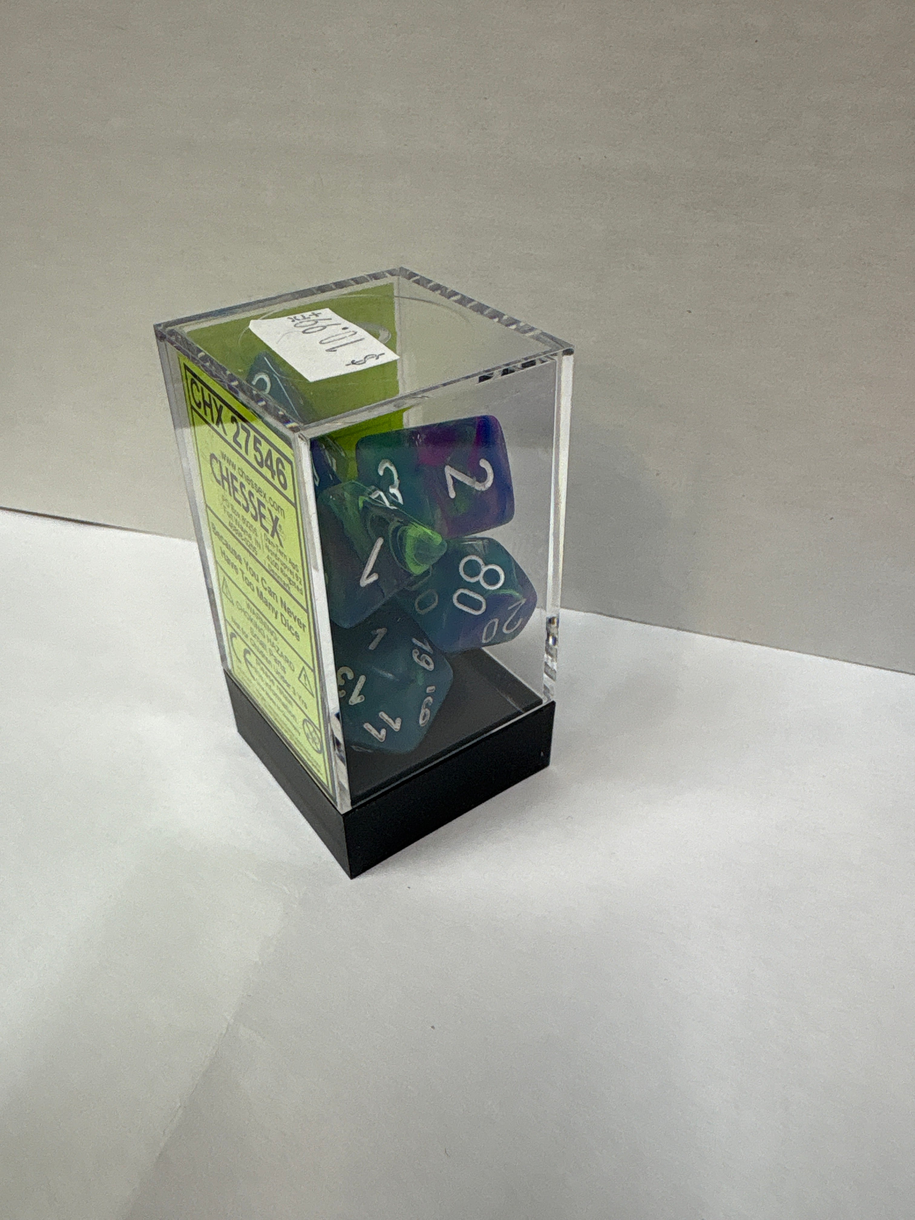 Dice Sets: Chessex 27546 festive waterlily/white polyhedral seven dice set ￼