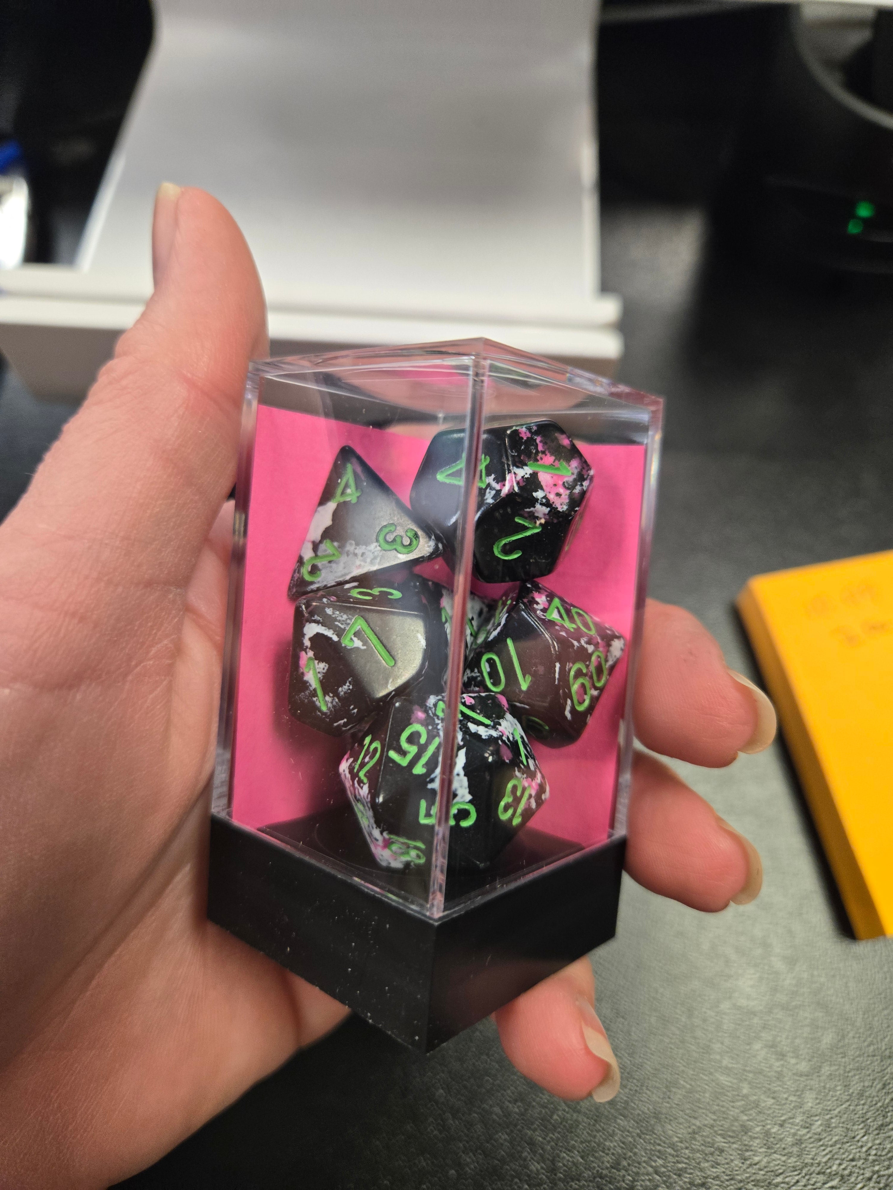 Chessex brush paintball/green polyhedral 7-die set CHX 24414